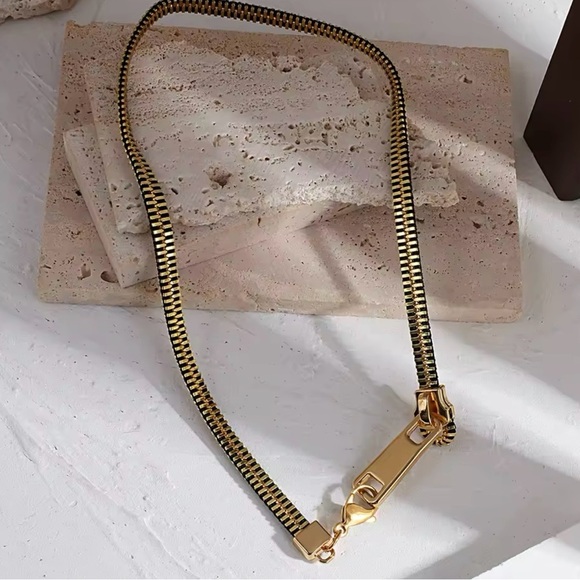 Zipper  Alloy Metal Choker Necklace - Picture 3 of 4